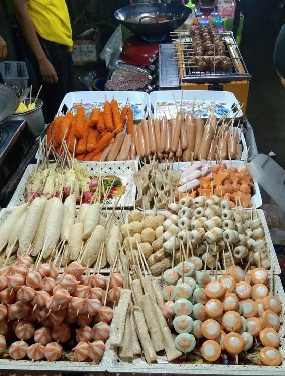 "Xiên bẩn" tung hoành, Bộ Y tế cảnh báo về nguy cơ ngộ độc- Ảnh 1.