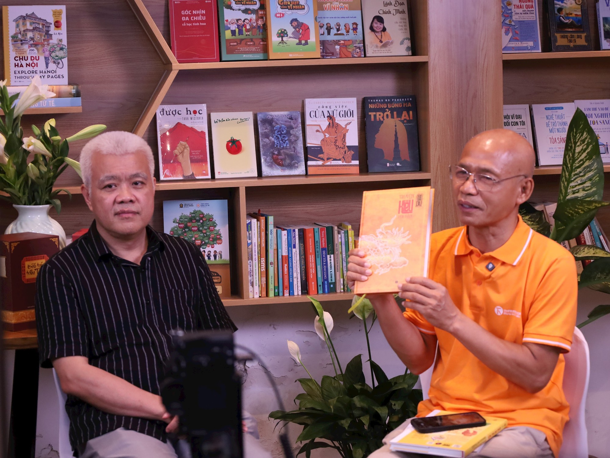 Phường Cửa Nam “đánh thức” di sản trên trang sách- Ảnh 3.