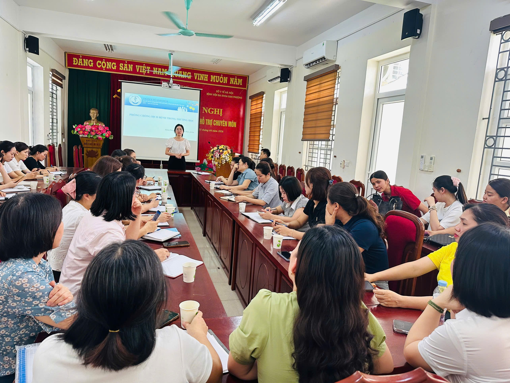 Tập huấn phòng, chống dịch bệnh trong trường học tại xã Ô Diên- Ảnh 1.