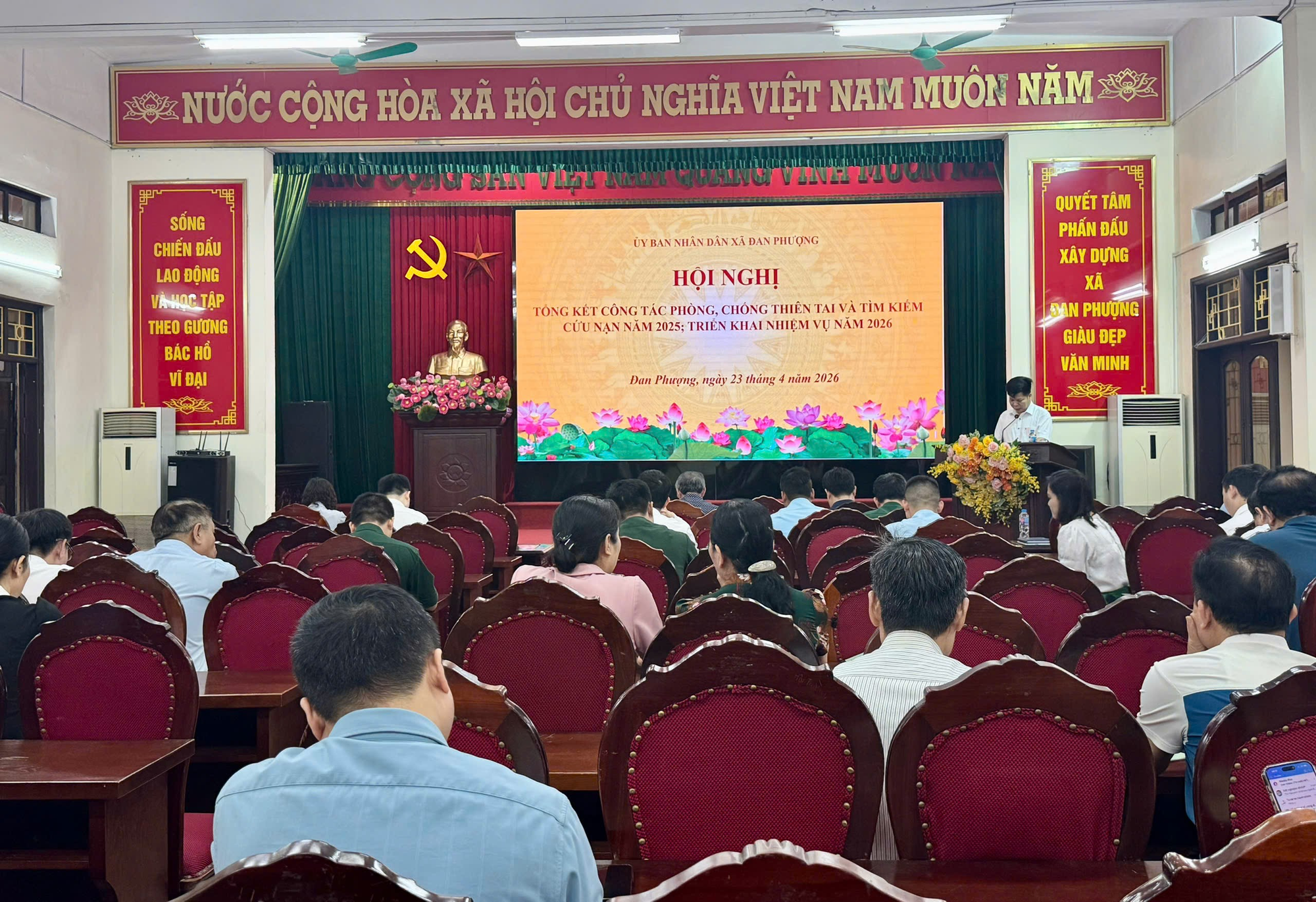 Xã Đan Phượng tổng kết công tác phòng chống thiên tai năm 2025, triển khai nhiệm vụ năm 2026.- Ảnh 1.
