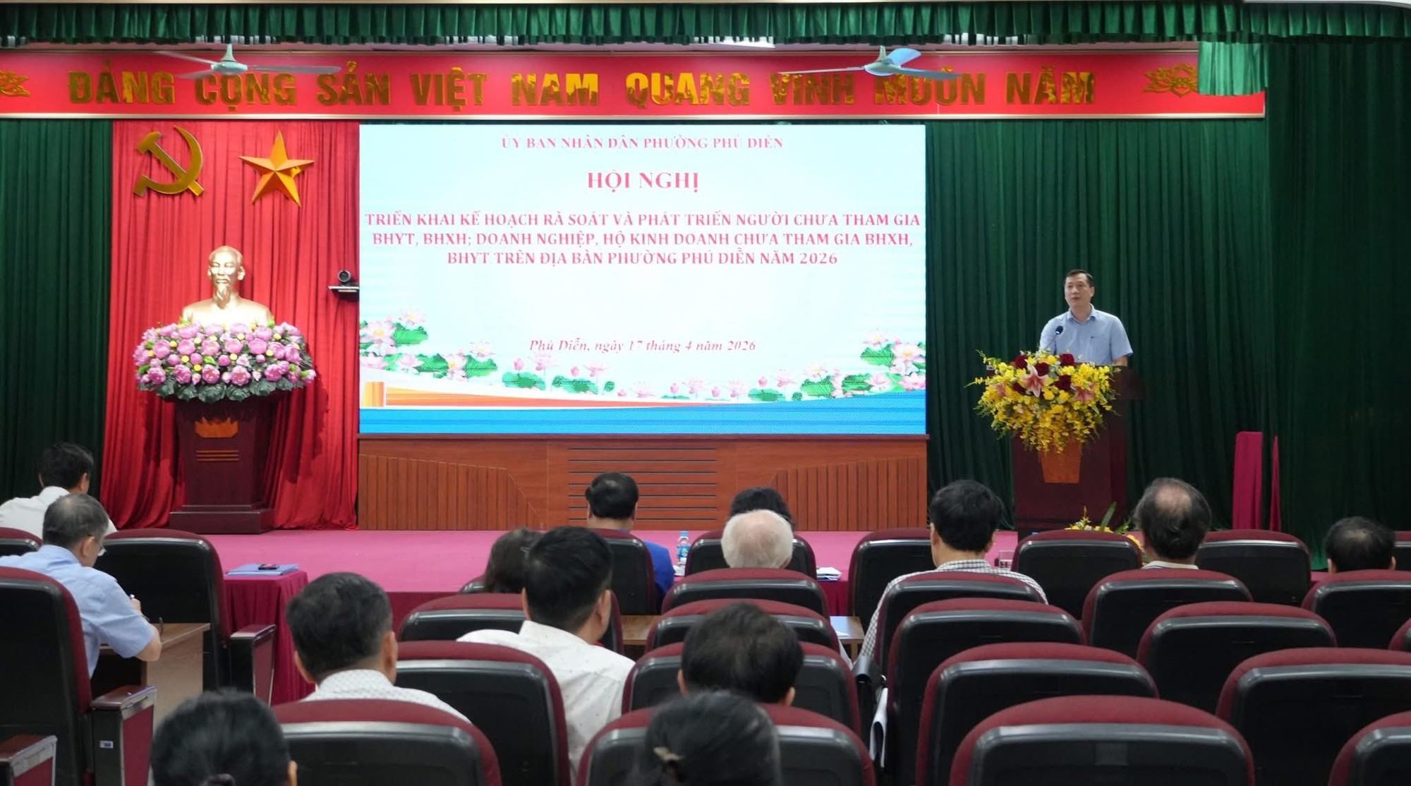 Trước 31-5, phường Phú Diễn hoàn thành rà soát người chưa tham gia bảo hiểm xã hội- Ảnh 1.