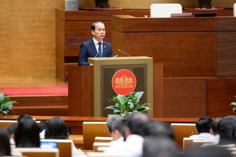 97,6% đại biểu Quốc hội biểu quyết tán thành thông qua Luật Thủ đô (sửa đổi)- Ảnh 3.