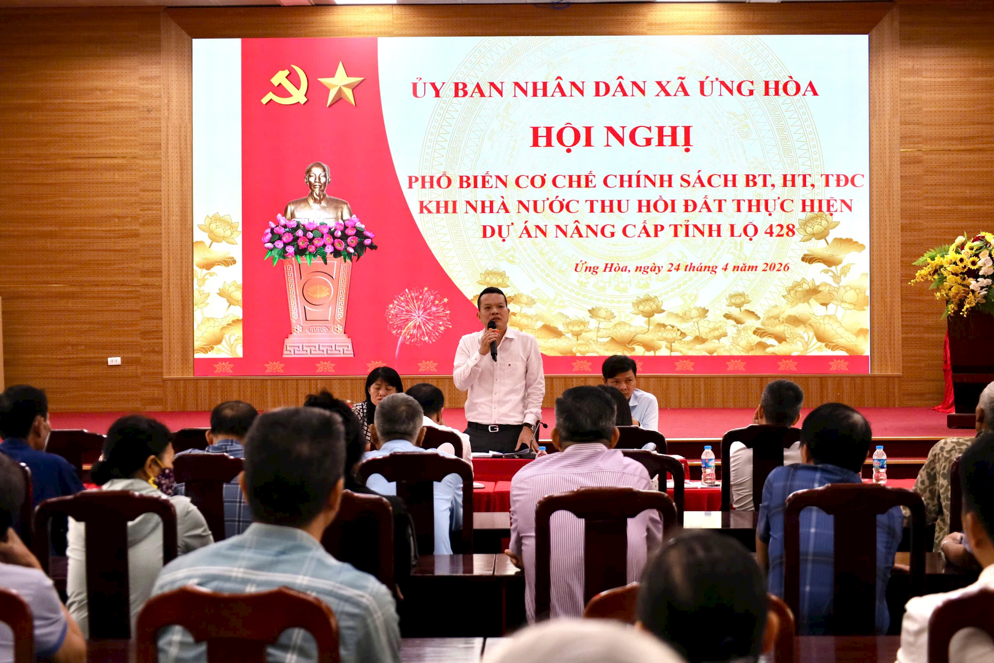 Ứng Hòa đối thoại về chính sách bồi thường, tái định cư cho hộ dân bị thu hồi đất- Ảnh 1.