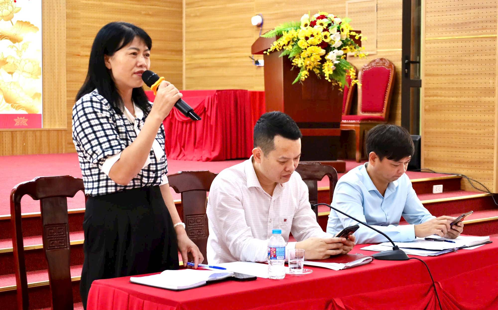 Ứng Hòa đối thoại về chính sách bồi thường, tái định cư cho hộ dân bị thu hồi đất- Ảnh 4.