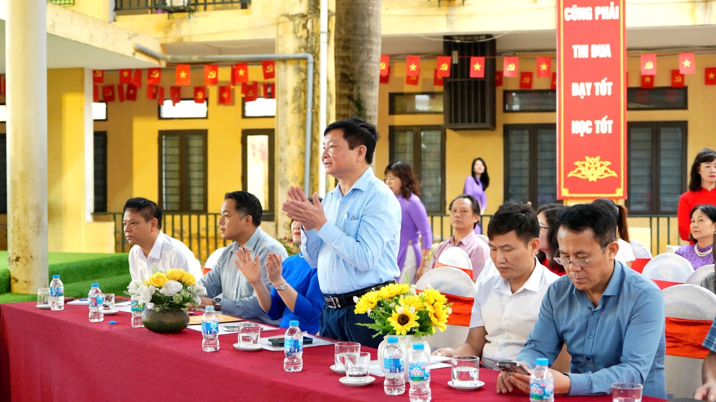 UBND xã Hoài Đức tổ chức chuỗi hoạt động hưởng ứng Ngày Sách và Văn hóa đọc Việt Nam lần thứ 5- Ảnh 1.