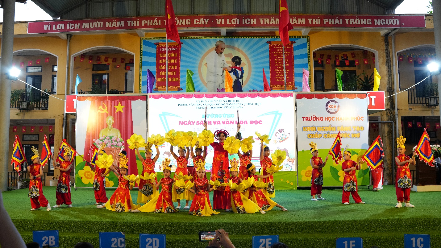 UBND xã Hoài Đức tổ chức chuỗi hoạt động hưởng ứng Ngày Sách và Văn hóa đọc Việt Nam lần thứ 5- Ảnh 3.