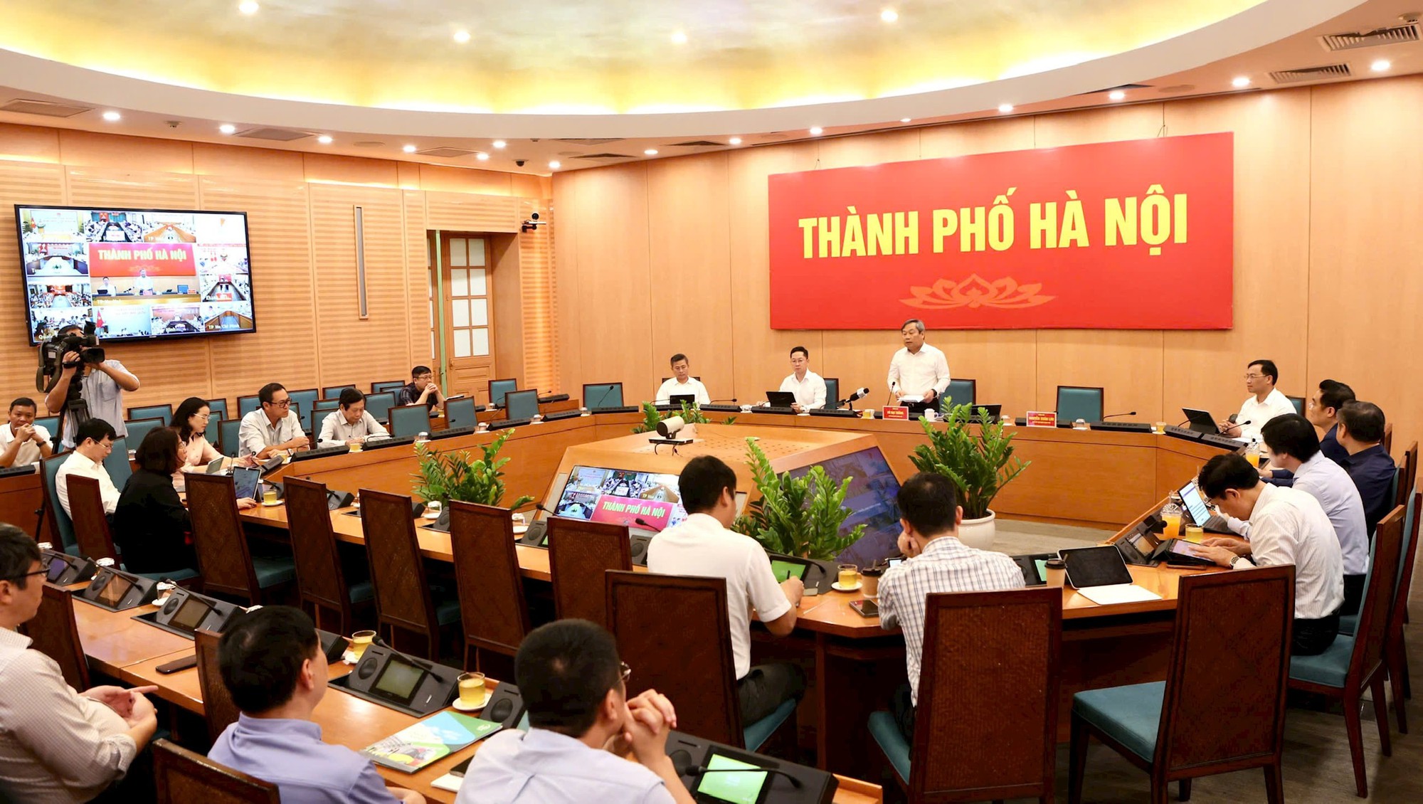 Hà Nội: Phân bổ đúng trọng tâm, giải ngân nhanh, bảo đảm hiệu quả đầu tư công- Ảnh 2.