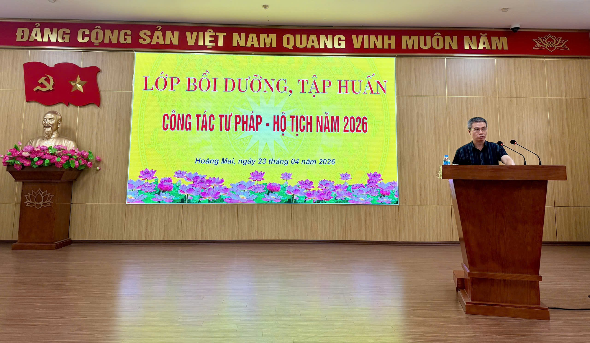 KHAI GIẢNG LỚP BỒI DƯỠNG, TẬP HUẤN CÔNG TÁC TƯ PHÁP – HỘ TỊCH NĂM 2026- Ảnh 1.