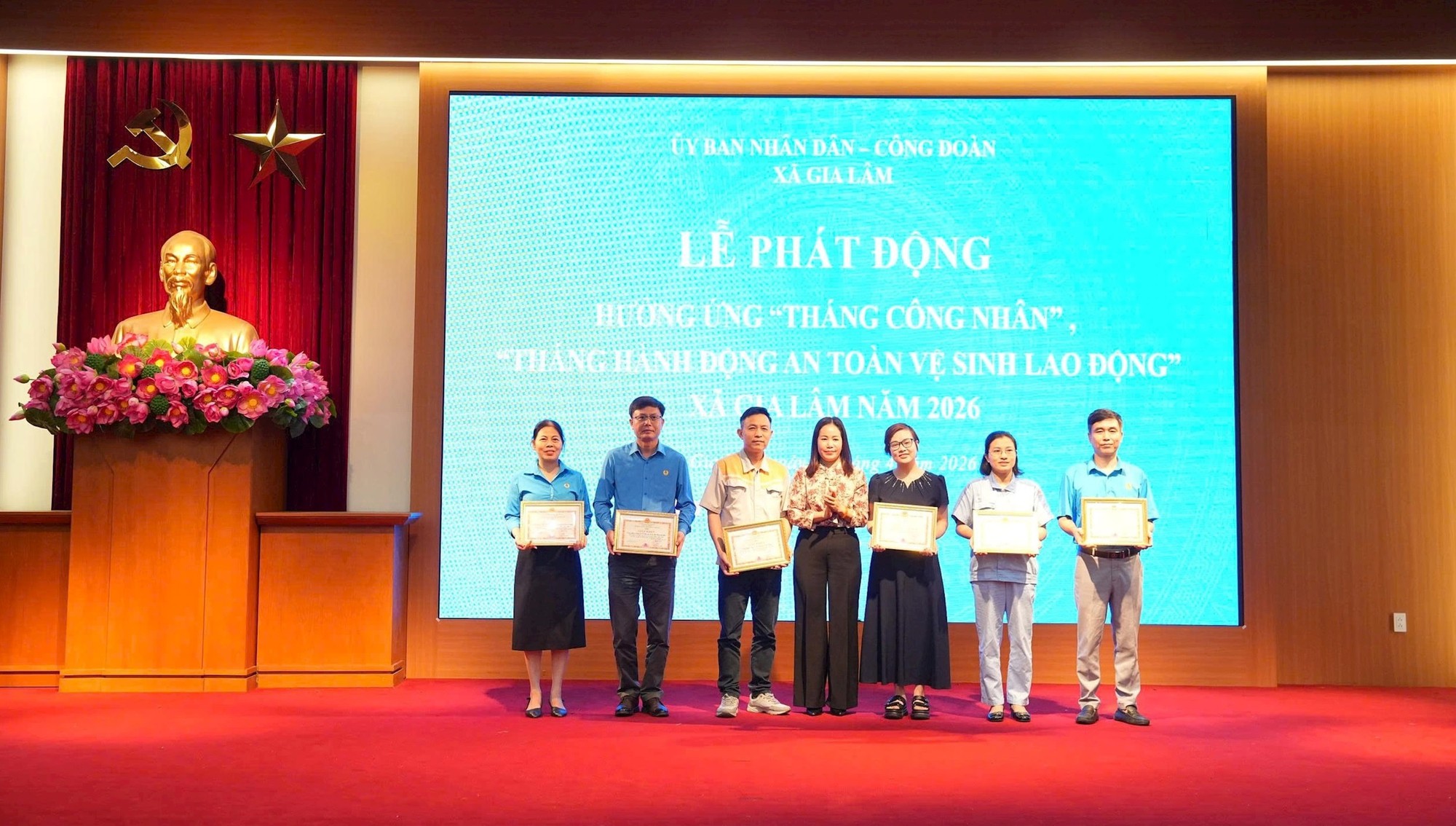 Xã Gia Lâm: Quan tâm chăm lo, bảo đảm môi trường làm việc an toàn cho công nhân- Ảnh 3.