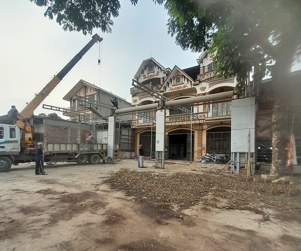 Xuân Mai: 35 hộ gia đình tự nguyện tháo dỡ bàn giao sớm diện tích phải thu hồi do ảnh hưởng Dự án cải tạo, nâng cấp Quốc lộ 6 đoạn Ba La - Xuân Mai- Ảnh 5.