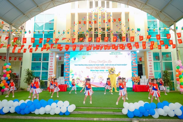 Trường học Hoài Đức đẩy mạnh trải nghiệm, rèn kỹ năng sống cho học sinh dịp kỷ niệm 30/4- Ảnh 5.