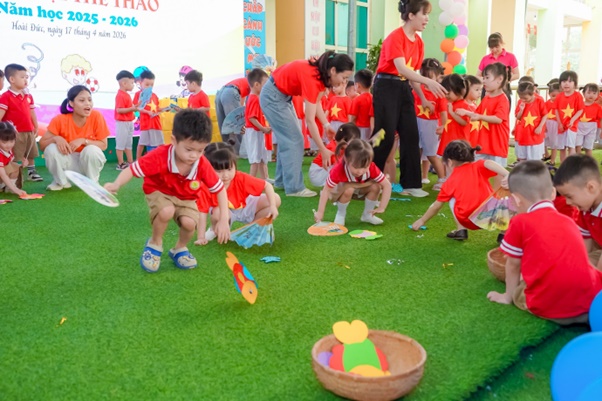 Trường học Hoài Đức đẩy mạnh trải nghiệm, rèn kỹ năng sống cho học sinh dịp kỷ niệm 30/4- Ảnh 7.