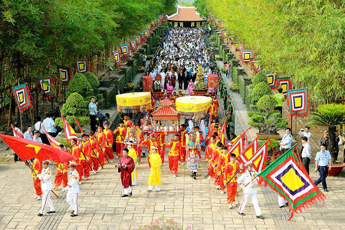 Nét đẹp ngày Giỗ Tổ Hùng Vương- Ảnh 1.