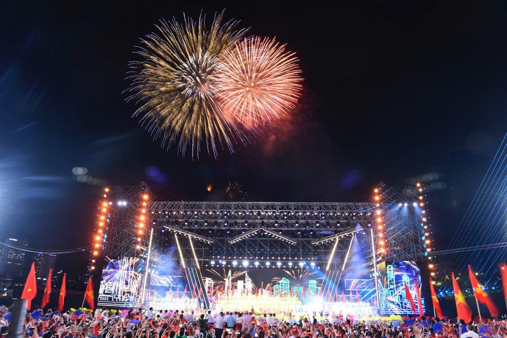 Lịch bắn pháo hoa tối 28.4 tại Hà Nội trong chương trình “Âm vang Tổ quốc”- Ảnh 1.