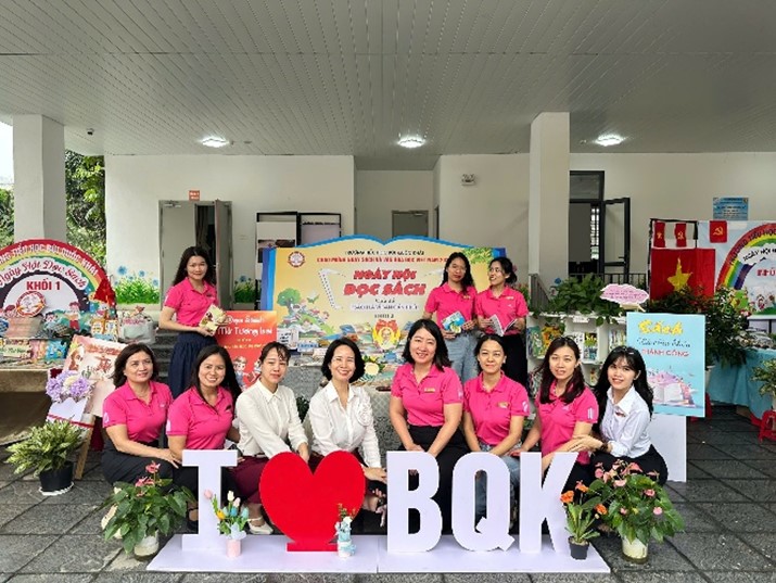 Trường Tiểu học Bùi Quốc Khái tổ chức “Ngày hội đọc sách” với chủ đề “Văn hóa đọc trong kỷ nguyên số”- Ảnh 7.