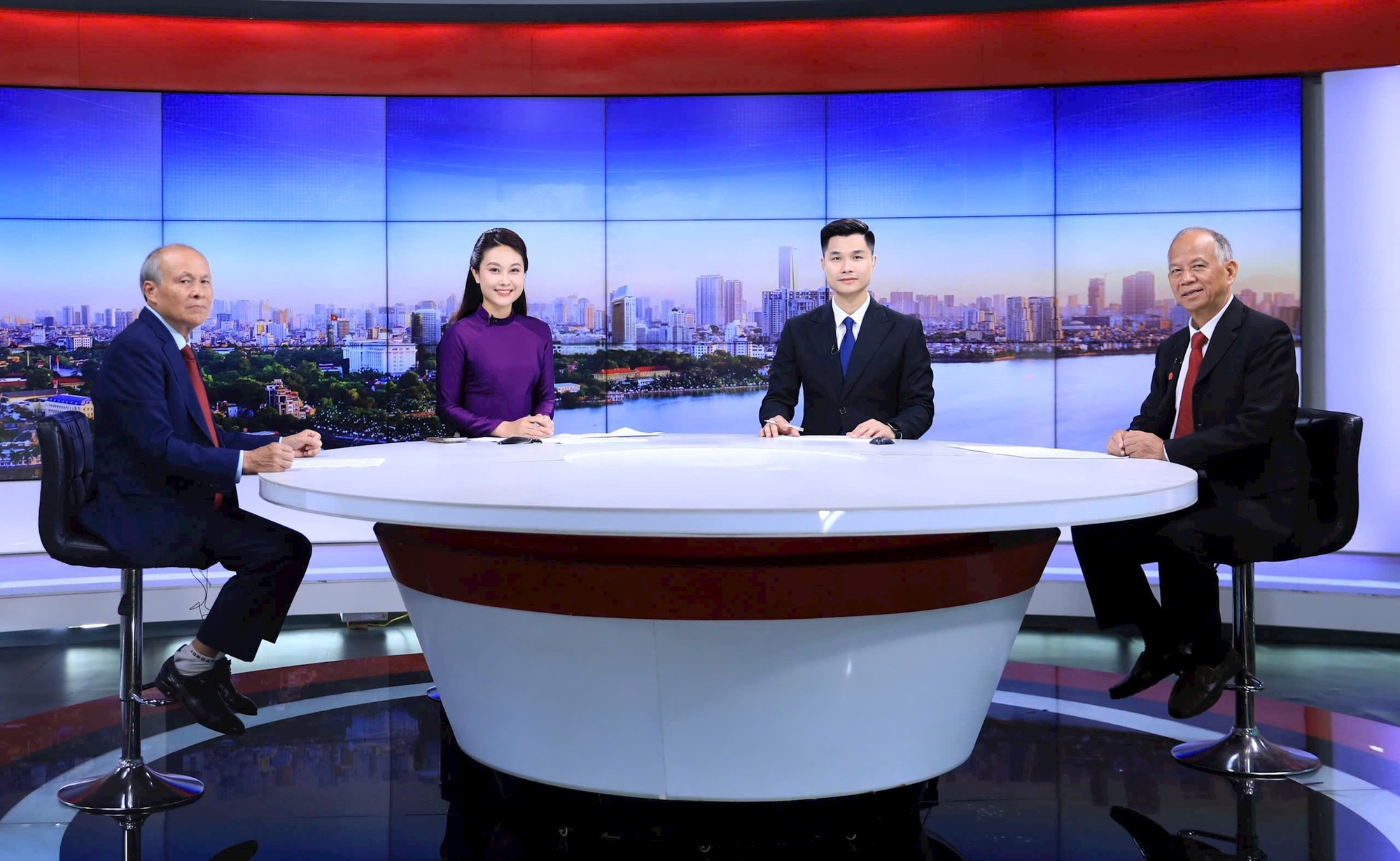 Hà Nội siết kỷ luật để tăng tốc dự án trọng điểm- Ảnh 1.