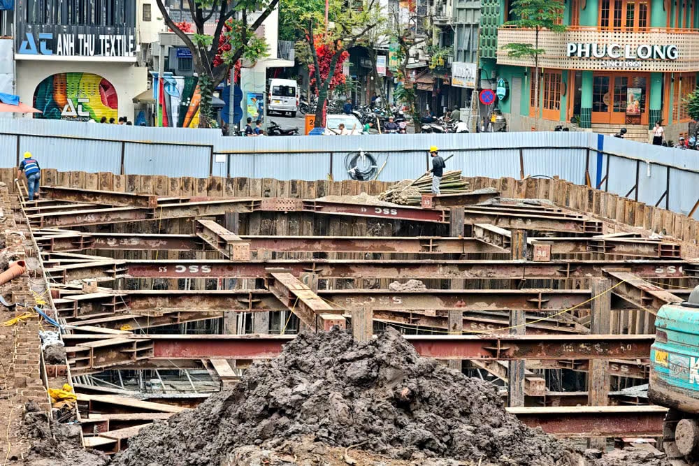 Hà Nội siết kỷ luật để tăng tốc dự án trọng điểm- Ảnh 2.