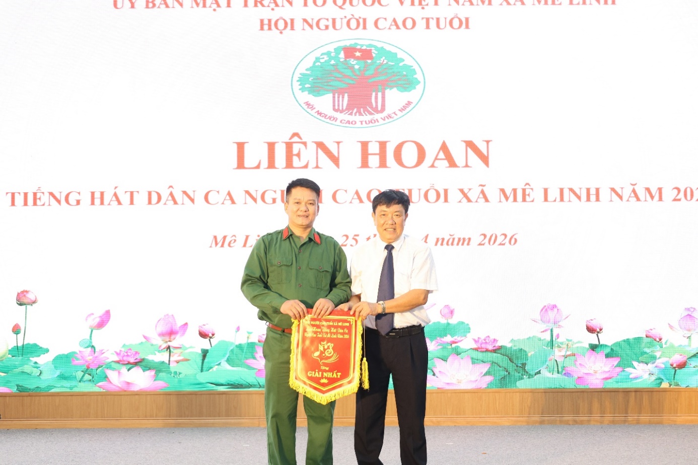 Rộn ràng Liên hoan tiếng hát dân ca người cao tuổi xã Mê Linh năm 2026- Ảnh 6.