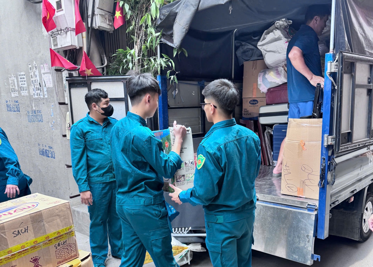 PhườngYên Hòa: Dấu ấn công tác dân vận trong giải phóng mặt bằng Dự án đường Vành đai 2.5- Ảnh 3.