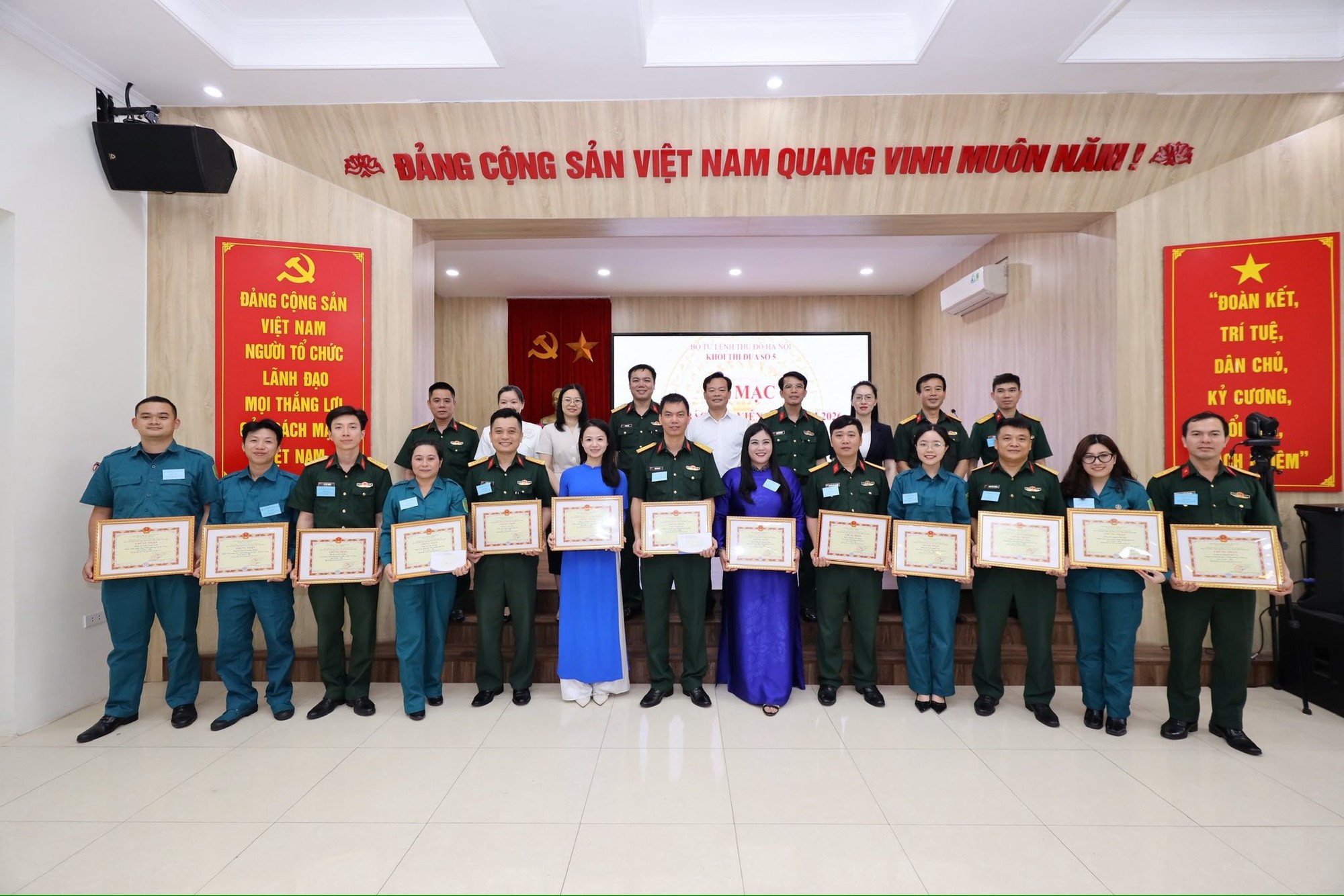 Tuổi trẻ phường Vĩnh Tuy tỏa sáng tại Hội thi Báo cáo viên giỏi lực lượng vũ trang Thủ đô năm 2026- Ảnh 1.