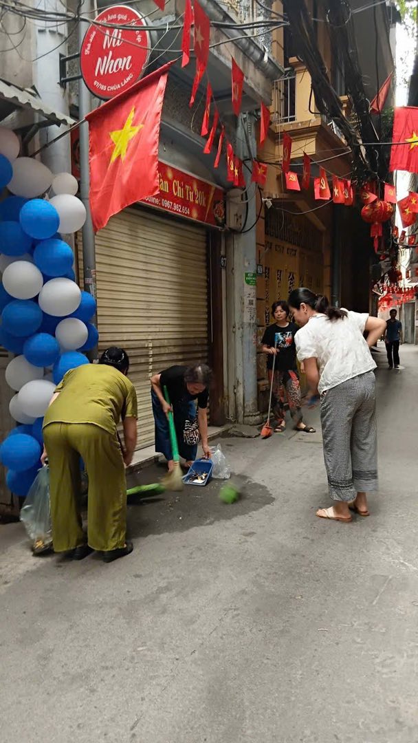  HOẠT ĐỘNG VỆ SINH MÔI TRƯỜNG CHÀO MỪNG 51 NĂM NGÀY GIẢI PHÓNG MIỀN NAM (30/4/1975-30/4/2026) VÀ 140 NĂM NGÀY QUỐC TẾ LAO ĐỘNG (01/5/1886-01/5/2026)- Ảnh 4.