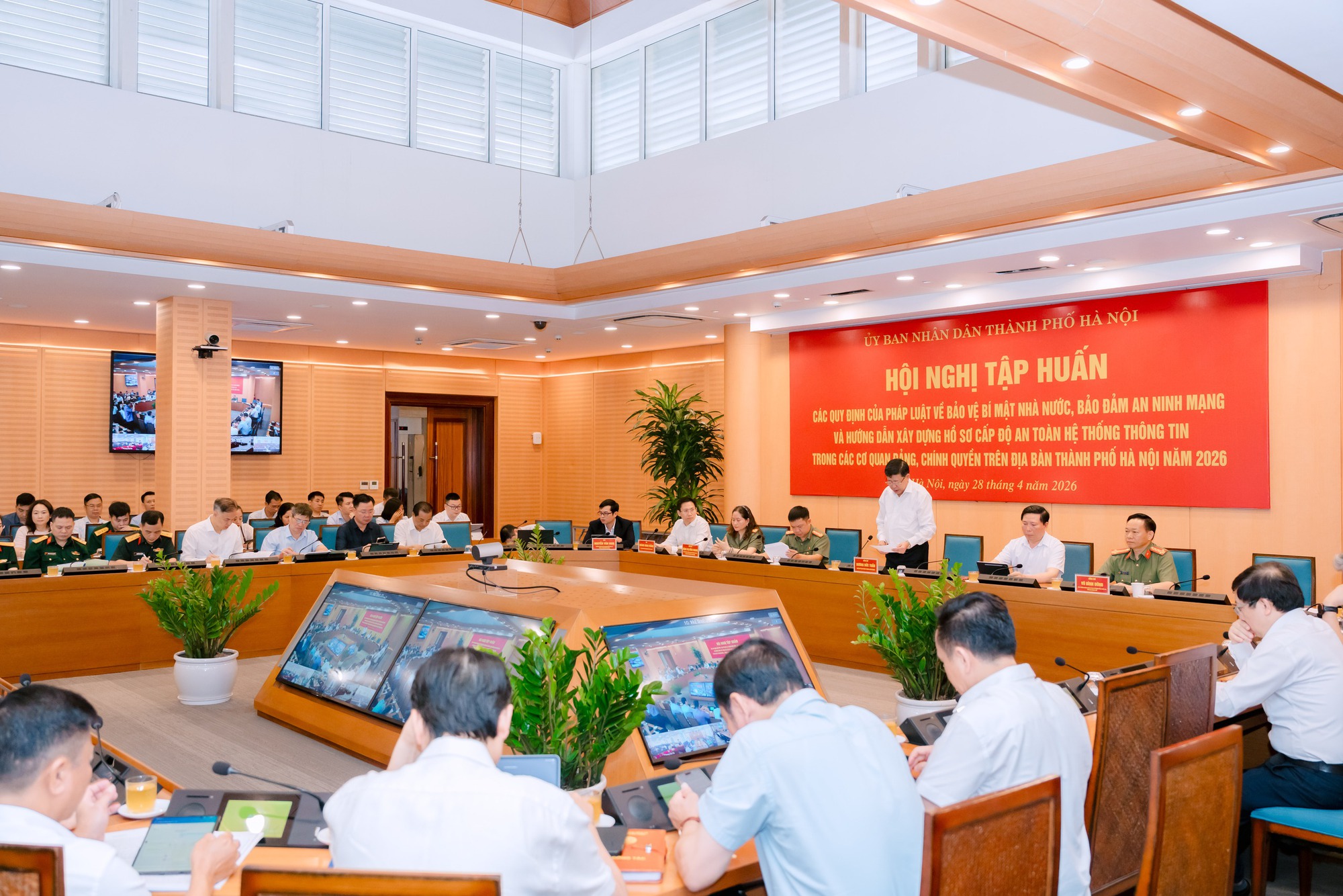 Nam Phù dự tập huấn toàn diện về bảo vệ bí mật nhà nước, tăng cường an ninh thông tin trong tình hình mới- Ảnh 7.