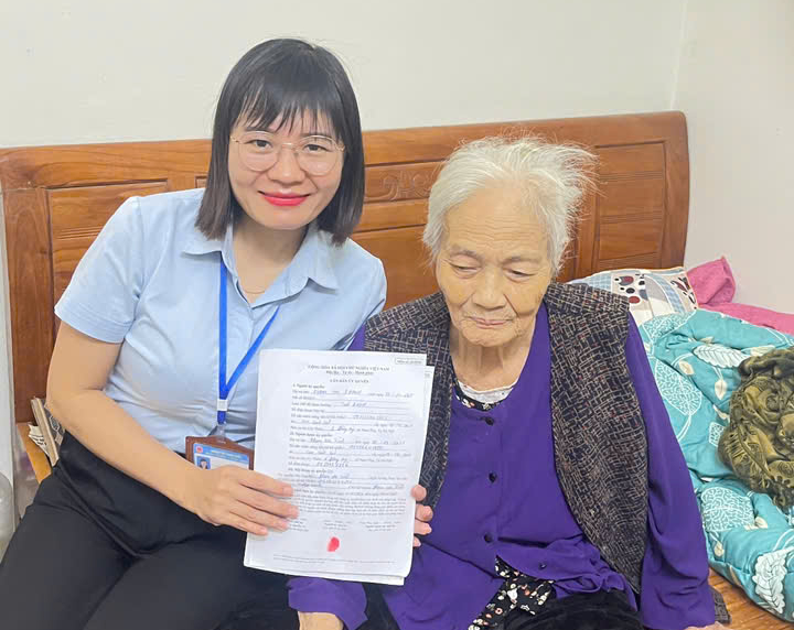 Chi nhánh số 11: Linh hoạt đưa dịch vụ công xuống tận thôn xóm, đáp ứng kịp thời nhu cầu người dân- Ảnh 2.