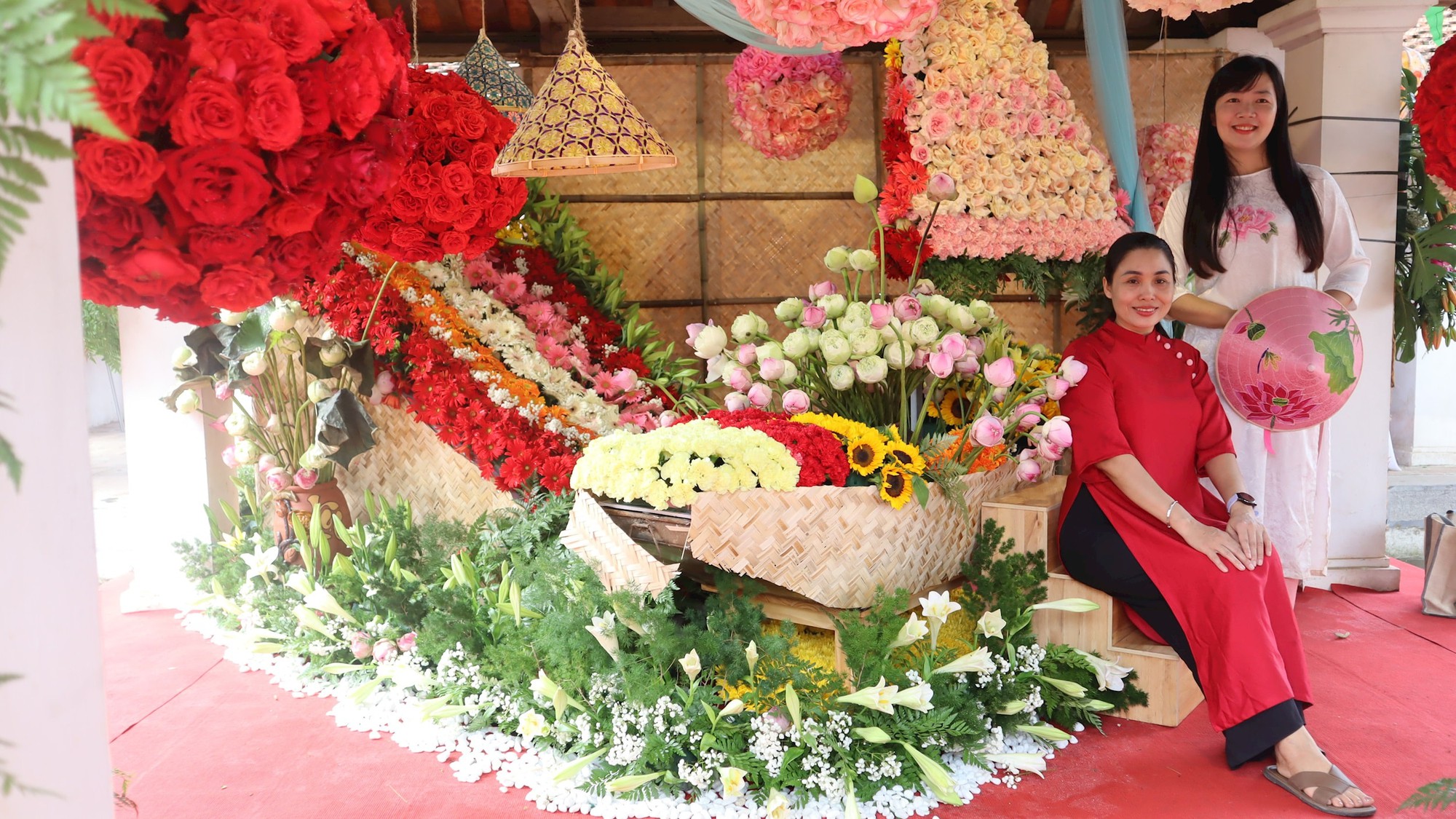 Không gian “Nơi di sản nở hoa” rực rỡ tại lễ hội đình, miếu Tây Tựu 2026- Ảnh 4.