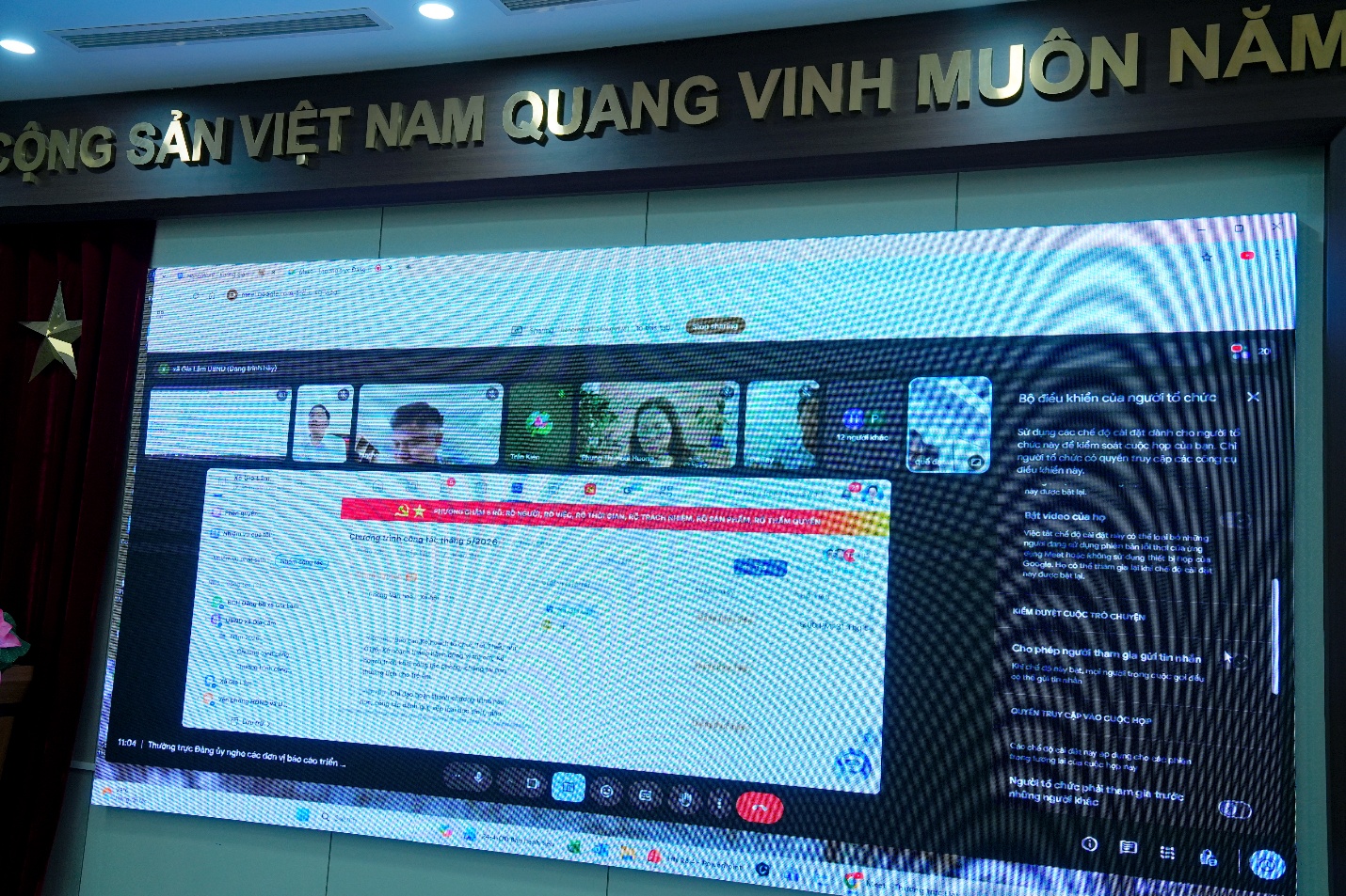 Đảng ủy xã tổ chức Hội nghị Thường trực Đảng ủy nghe các đơn vị báo cáo về việc triển khai phần mềm HanoiWork và việc cập nhật các nhiệm vụ trên hệ thống- Ảnh 4.