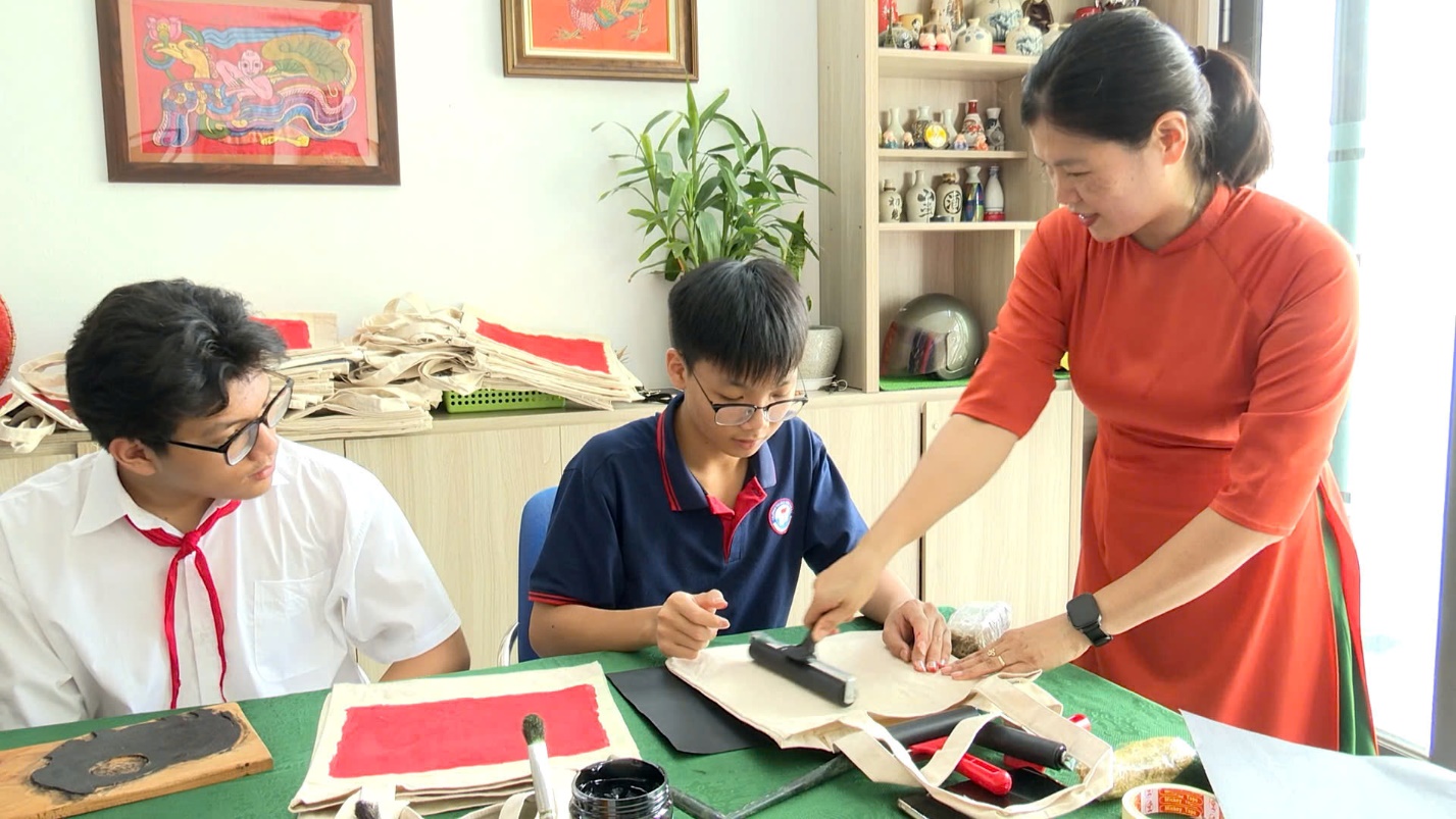 HOÀI ĐỨC: LAN TỎA NHỮNG CÂU CHUYỆN ĐẸP VỀ LÒNG NHÂN ÁI VÀ SỰ TẬN TỤY- Ảnh 2.