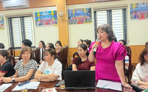 Trạm Y tế phường Thanh Xuân tổ chức tập huấn kỹ năng sơ cấp cứu tai nạn thương tích trong trường học cho các cán bộ y tế trường học trên địa bàn phường- Ảnh 3.