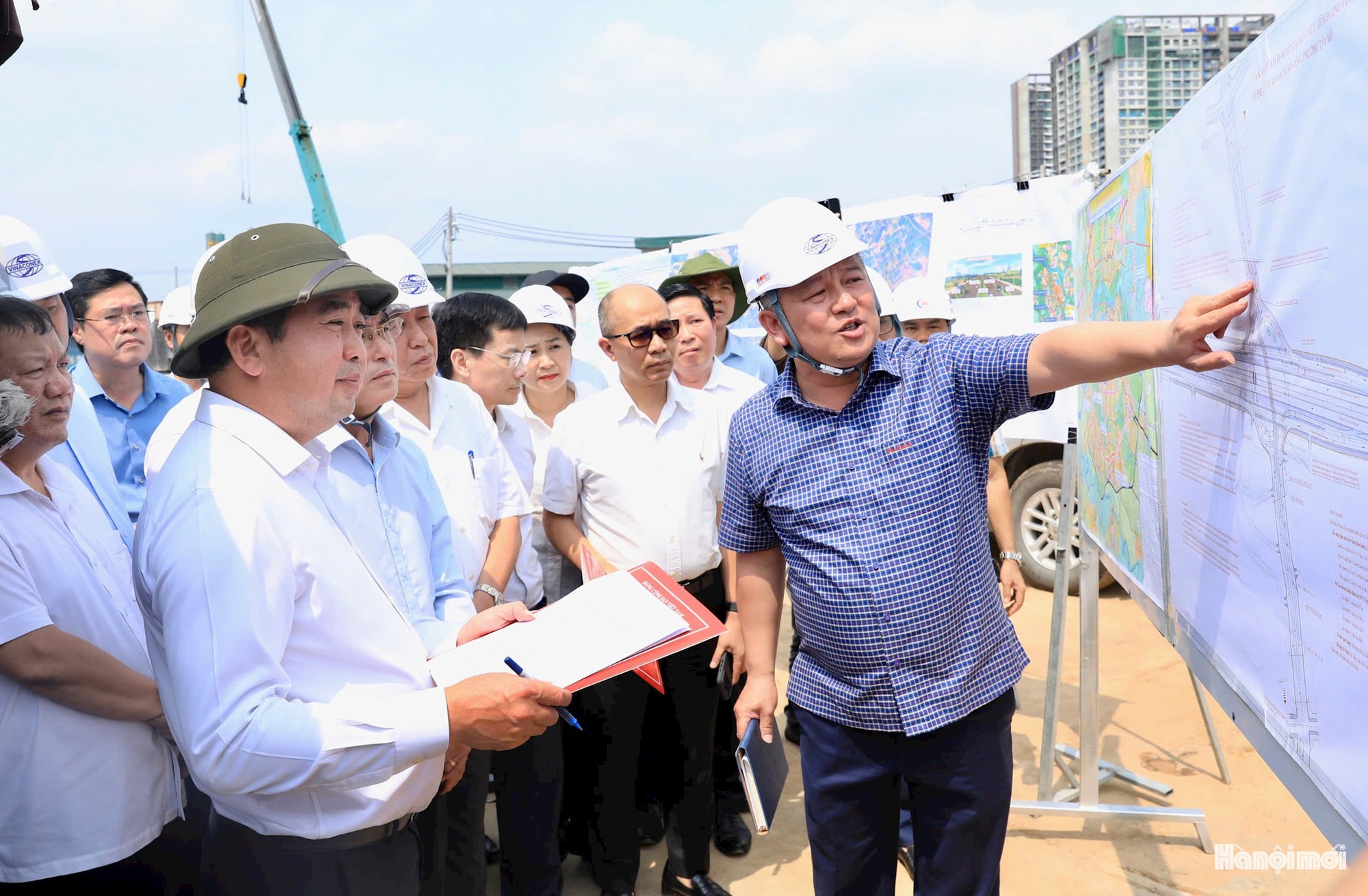 Bí thư Thành ủy Hà Nội Trần Đức Thắng yêu cầu cam kết tiến độ 3 dự án trọng điểm- Ảnh 2.