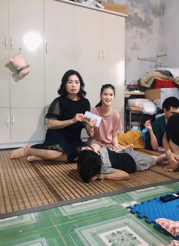 CÔ GIÁO BÙI THỊ NGỌC, GIÁO VIÊN TRƯỜNG TIỂU HỌC HỒNG DƯƠNG "NGƯỜI LUÔN ĐỒNG HÀNH CÙNG NHỮNG HOÀN CẢNH KHÓ KHĂN"- Ảnh 4.