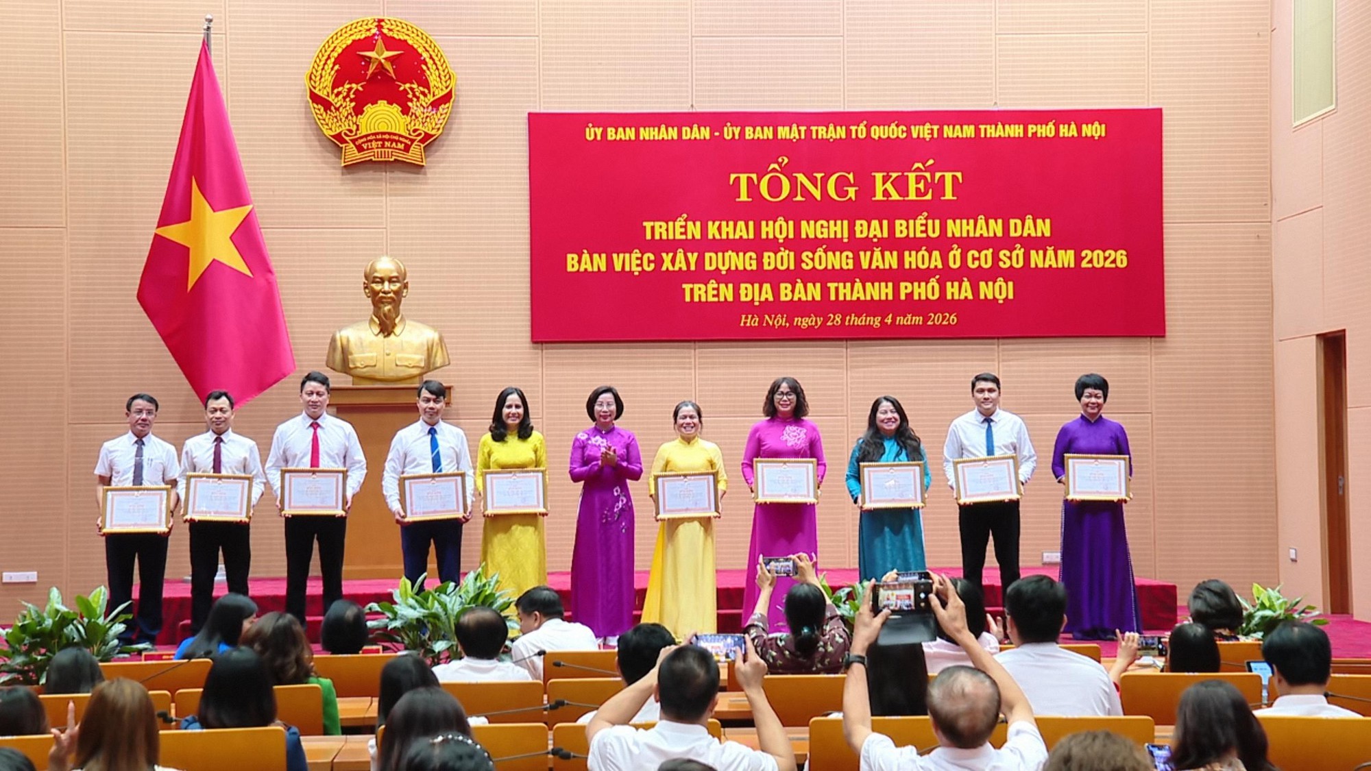 Quảng Bị dự tổng kết Hội nghị đại biểu Nhân dân xây dựng đời sống văn hóa cơ sở năm 2026 do UBND Thành phố tổ chức- Ảnh 8.