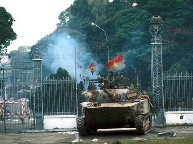 Không thể xuyên tạc, phủ nhận tầm vóc, ý nghĩa và giá trị Ngày Chiến thắng 30/4/1975- Ảnh 1.