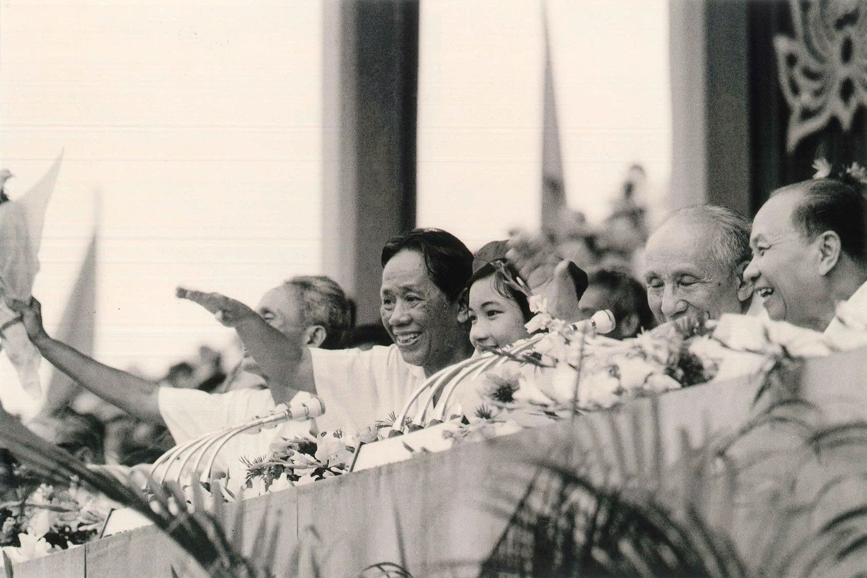 “Âm vang ngày mới”: Tái hiện hành trình đất nước từ ngày toàn thắng đến dựng xây hòa bình- Ảnh 2.