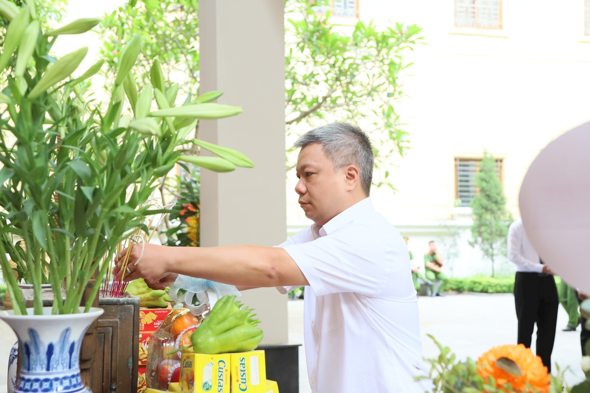 Tăng cường giáo dục truyền thống cách mạng cho công đoàn viên phường Hoàn Kiếm- Ảnh 2.