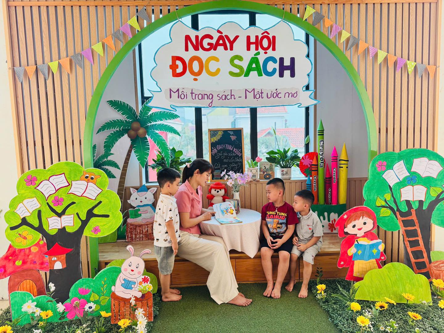 Khi văn hóa đọc trở thành “sợi dây” kết nối yêu thương gia đình và nhà trường- Ảnh 1.