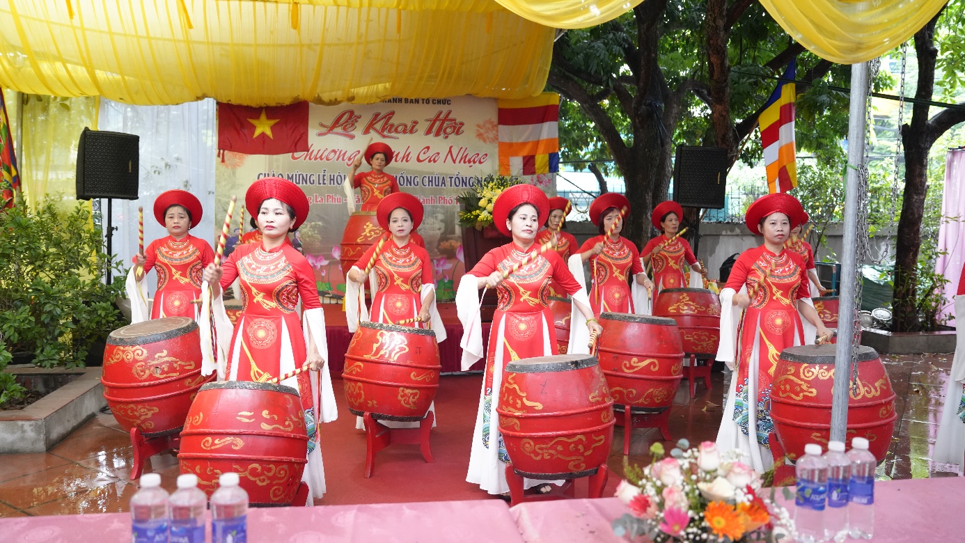 A group of women in red dresses  AI-generated content may be incorrect.