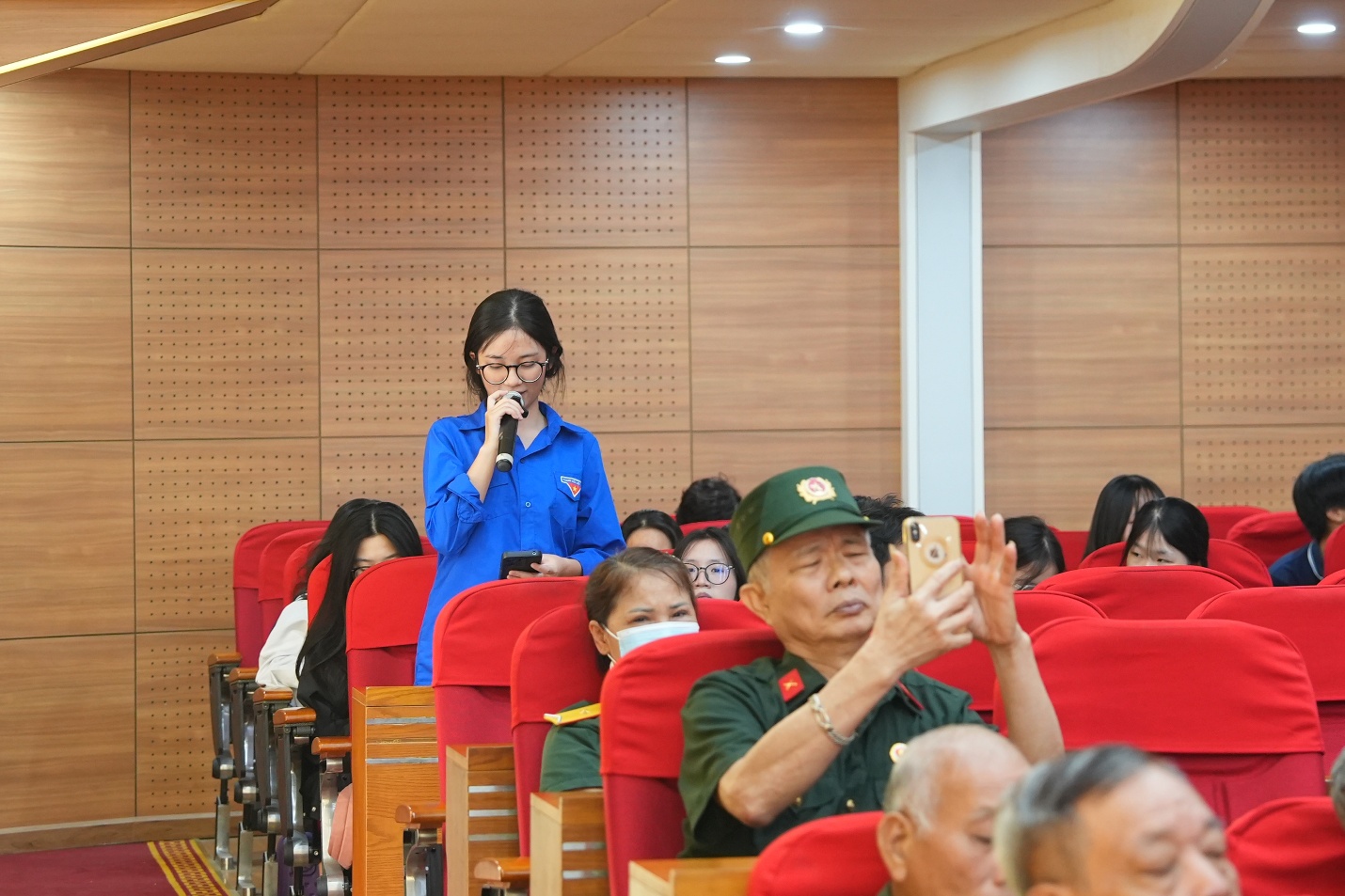 Xã Gia Lâm tổ chức tọa đàm “Tiếp lửa truyền thống - Vững bước tương lai”- Ảnh 6.