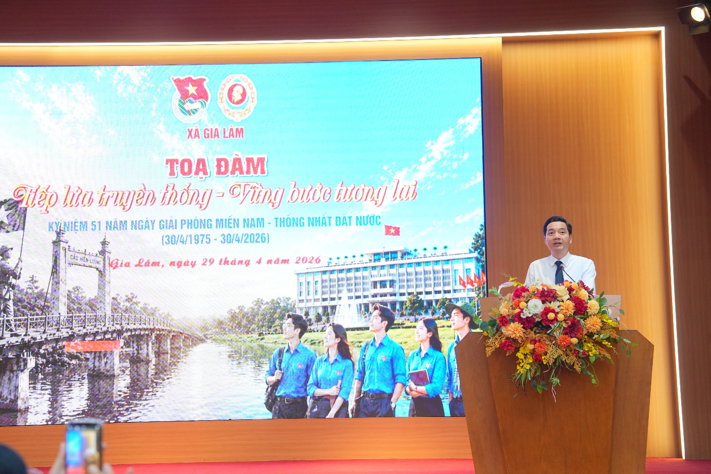 Xã Gia Lâm tổ chức tọa đàm “Tiếp lửa truyền thống - Vững bước tương lai”- Ảnh 7.