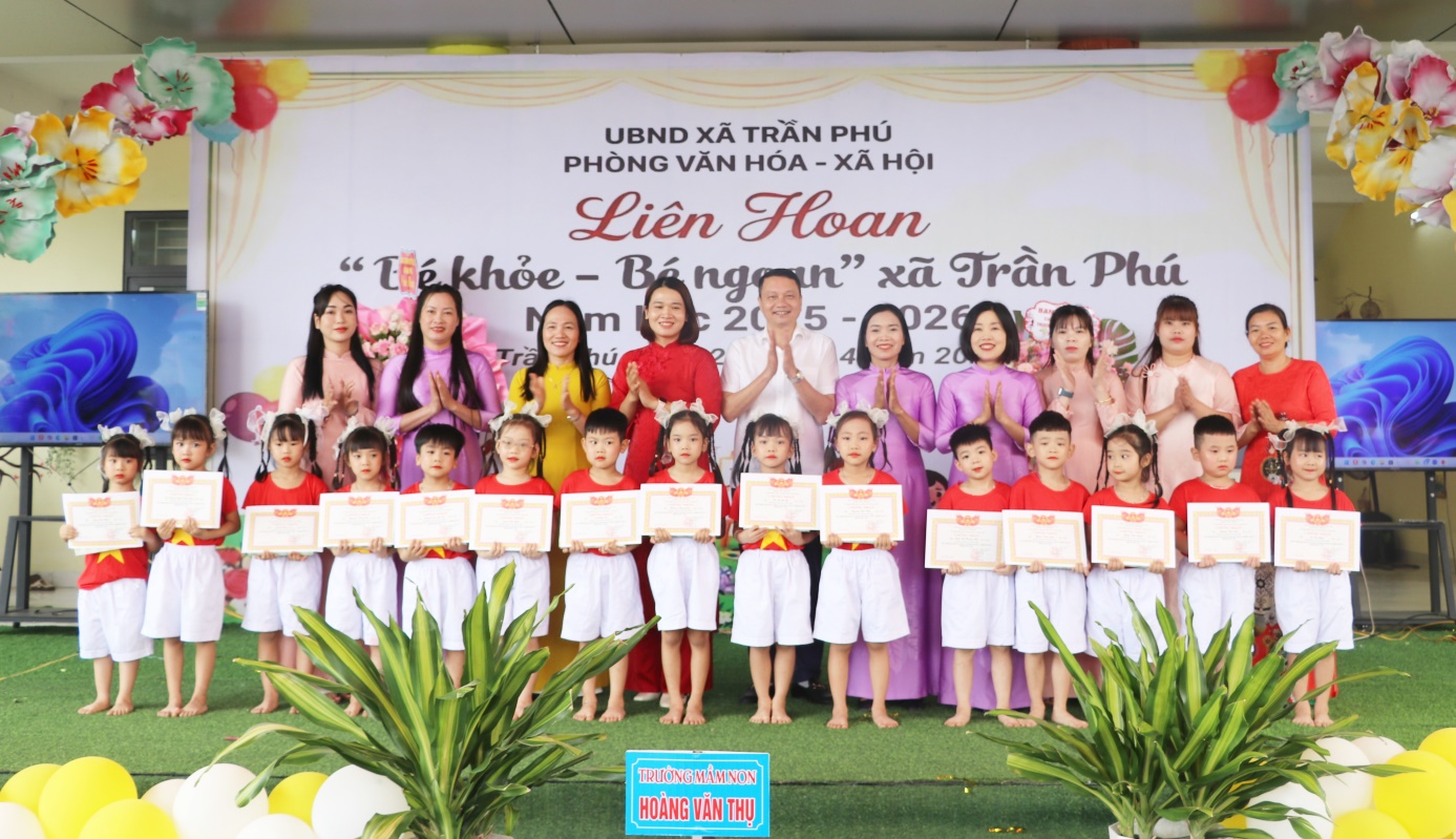 UBND xã Trần Phú tổ chức thành công: Liên hoan “Bé khỏe – Bé ngoan”- Ảnh 16.