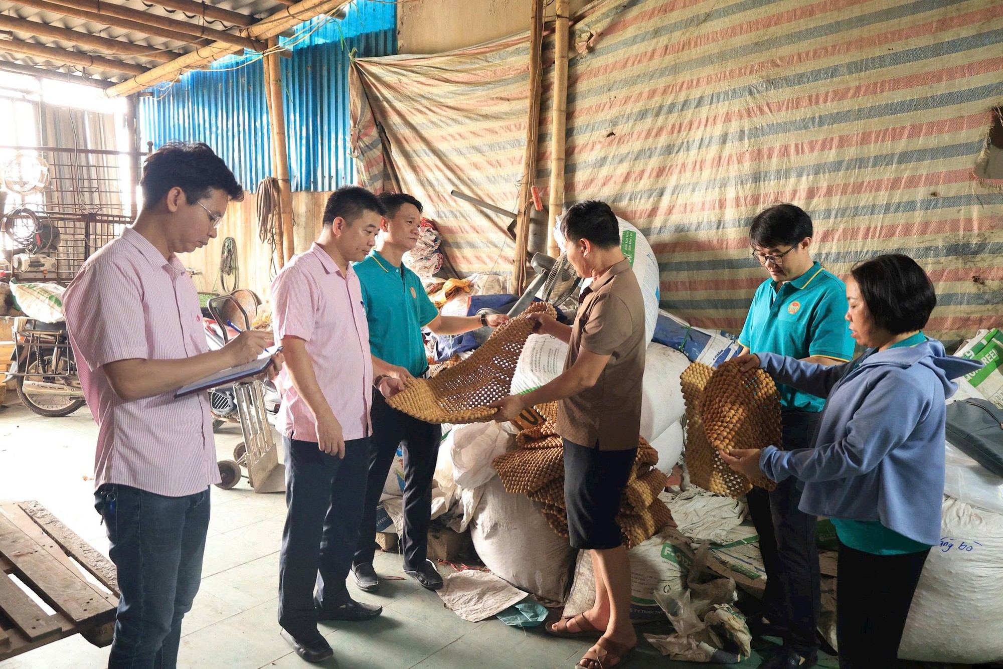 Nhiều gia đình ở xã Thường Tín:Phát triển kinh tế từ nguồn vốn chính sách- Ảnh 2.