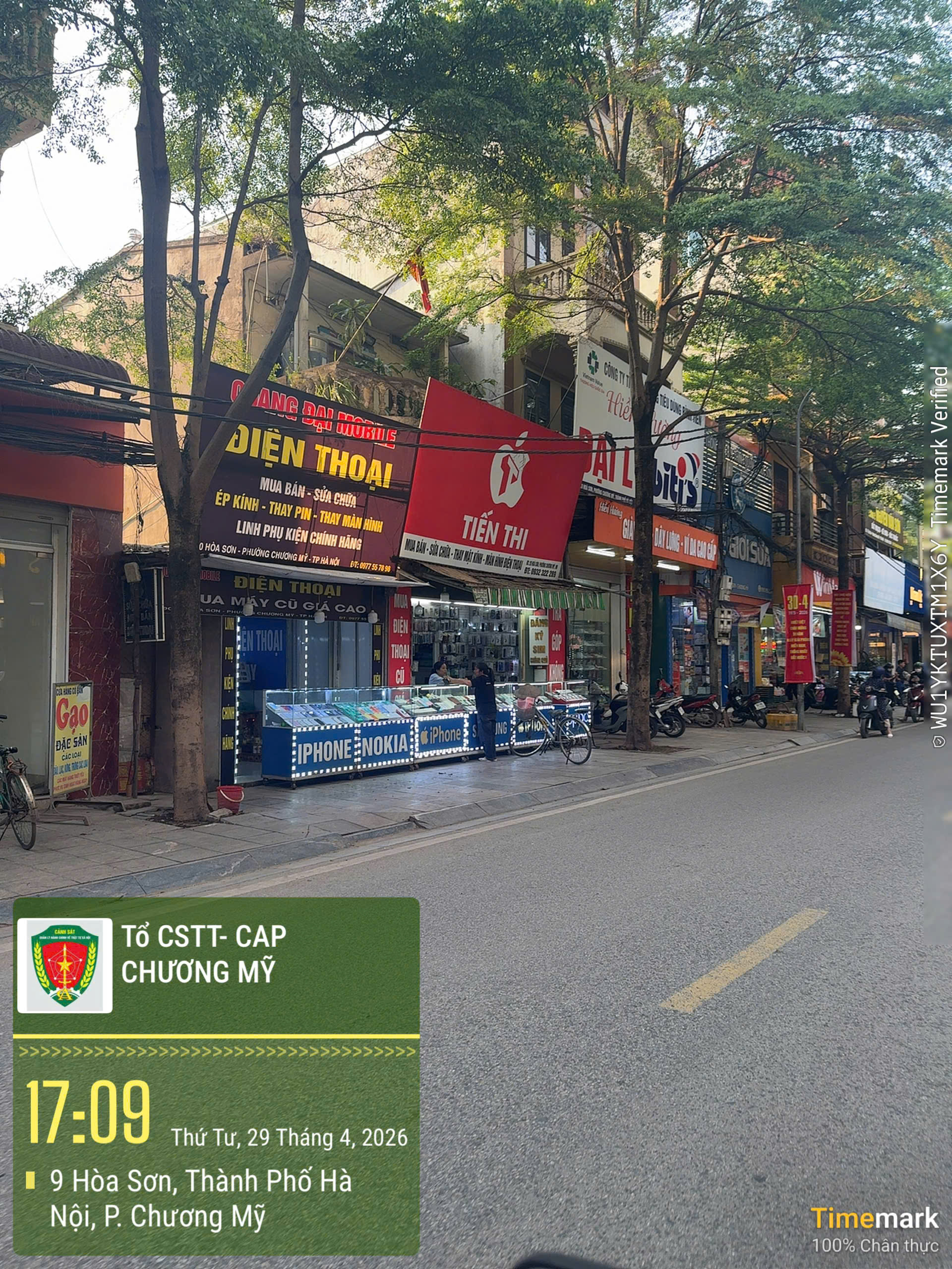 Công an phường Chương Mỹ nỗ lực khắc phục các điểm nghẽn giao thông trên địa bàn - Ảnh 1.