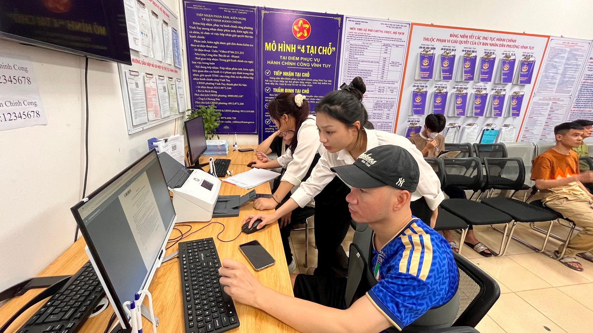 Vĩnh Tuy quyết tâm xây dựng chính quyền số hiện đại, gần dân và vì dân- Ảnh 2.