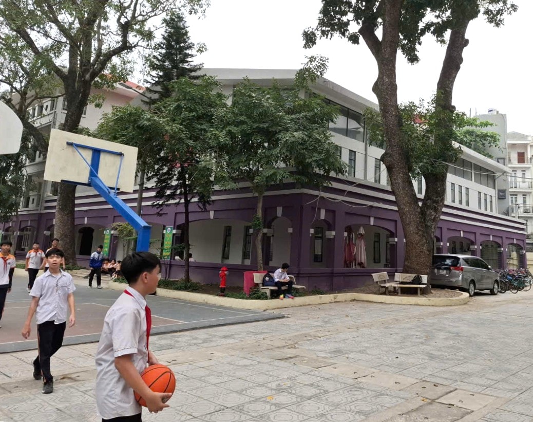 Phường Bạch Mai tập trung đầu tư cơ sở vật chất lĩnh vực giáo dục đáp ứng “chuẩn”- Ảnh 2.