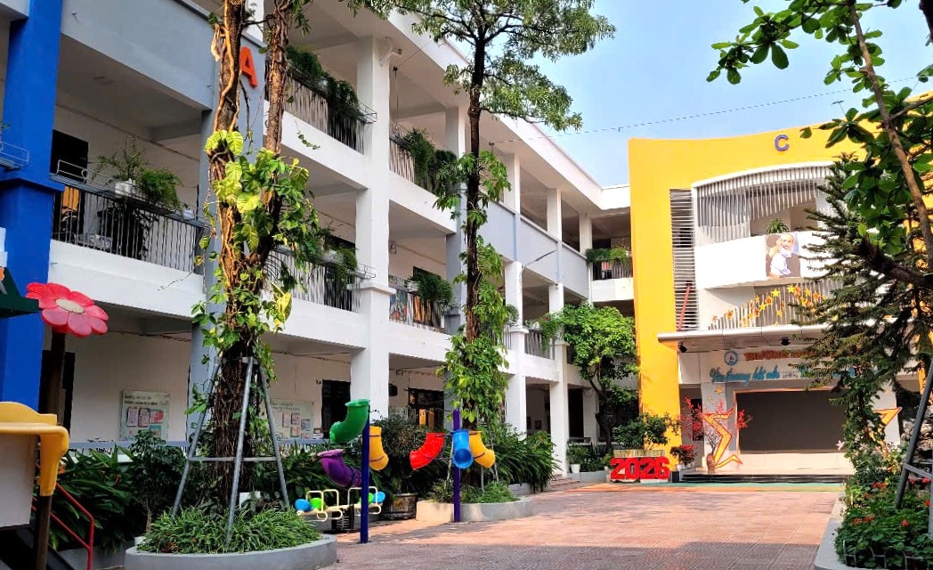 Phường Bạch Mai tập trung đầu tư cơ sở vật chất lĩnh vực giáo dục đáp ứng “chuẩn”- Ảnh 3.