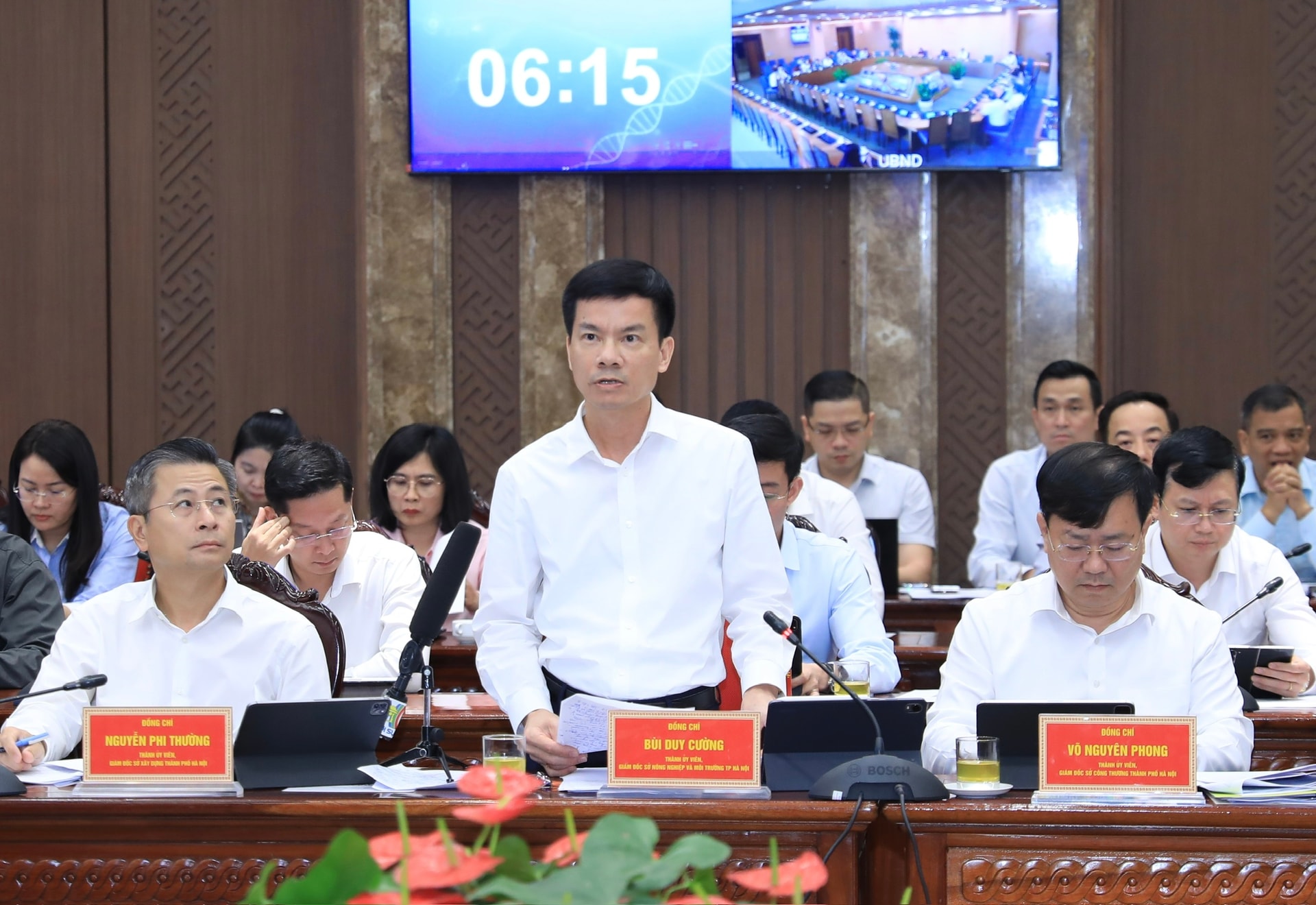 Xuân Mai dự Hội nghị trực tuyến đánh giá kết quả công tác quý I, triển khai nhiệm vụ trọng tâm quý II-2026 của Thành ủy- Ảnh 9.