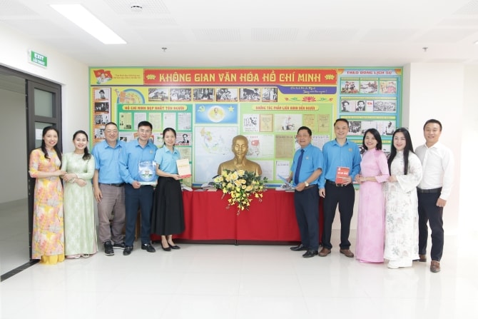 Phường Láng: Gắn chuyển đổi số với chăm lo thiết thực đời sống người lao động- Ảnh 3.