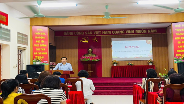 Xã Phú Xuyên tăng cường công tác kiểm soát nguồn thực phẩm bữa ăn bán trú cho học sinh
- Ảnh 2.